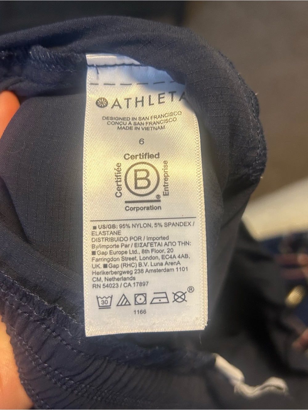 Athleta Trekkie High Rise Parachute Pants Womens Size 6 Navy Blue Hiking Travel - Picture 9 of 9